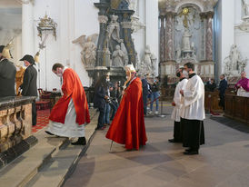 Abschlussvesper der Bischofskonferenz mit Spendung des Bonifatiussegens (Foto: Karl-Franz Thiede)